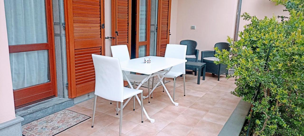 Casa Lilla 1 E 2 Apartment Oristano Bagian luar foto